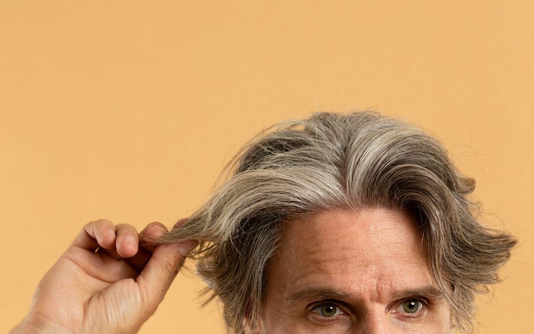 Coprire i capelli bianchi da solo: ecco una guida pratica