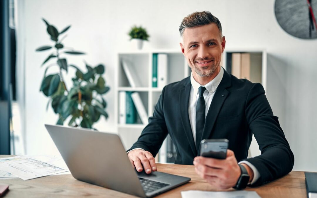 Look maschile over 35: evitare l’effetto trascurato in ufficio